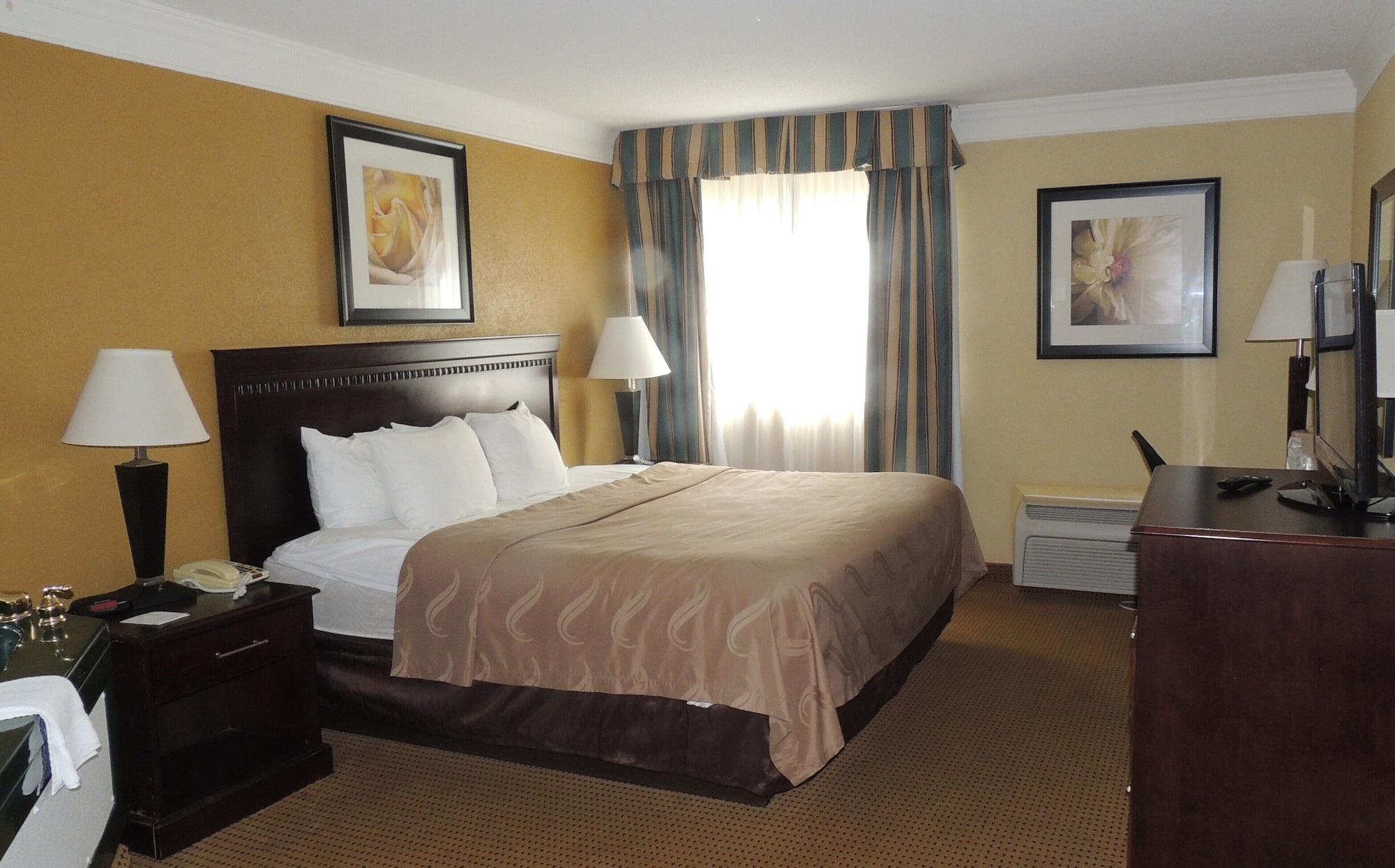 Quality Inn And Suites Fairgrounds - Syracuse Seneca Knolls Kültér fotó
