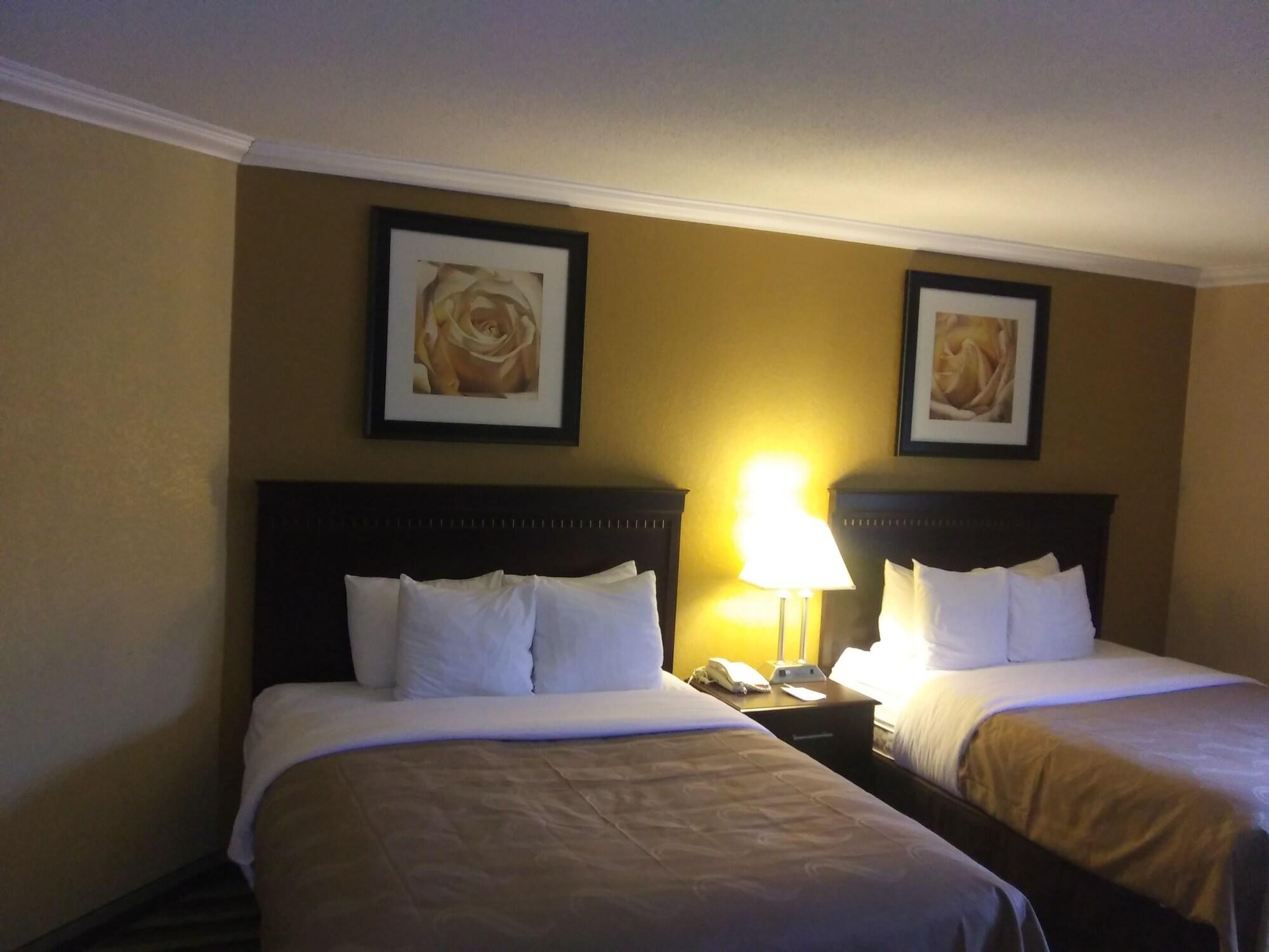 Quality Inn And Suites Fairgrounds - Syracuse Seneca Knolls Kültér fotó