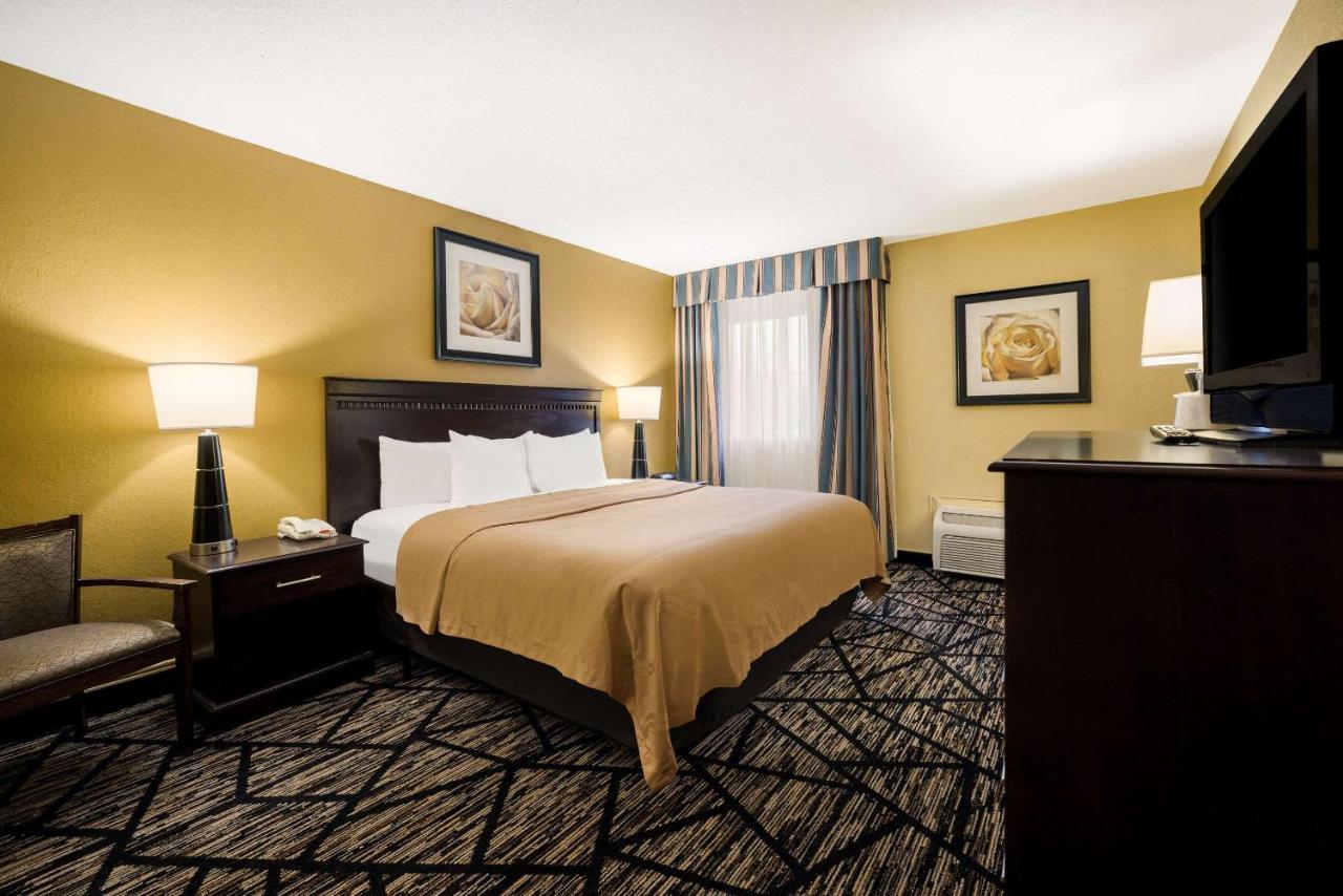 Quality Inn And Suites Fairgrounds - Syracuse Seneca Knolls Kültér fotó
