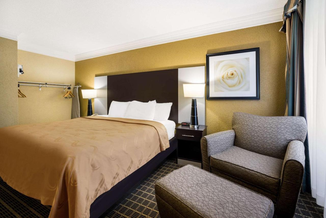 Quality Inn And Suites Fairgrounds - Syracuse Seneca Knolls Kültér fotó