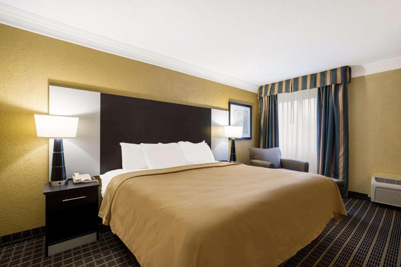 Quality Inn And Suites Fairgrounds - Syracuse Seneca Knolls Kültér fotó
